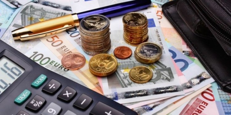 Ποιοι πληρώνουν τους φόρους στην Ελλάδα;