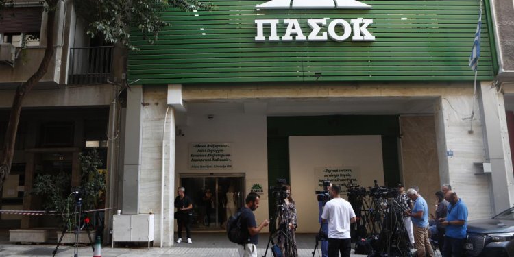 ΠΑΣΟΚ: Καταγγελίες – φωτιά από μέλη της εκλογικής επιτροπής για τις εσωκομματικές εκλογές