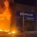 Βρετανία: Επεισόδια στο Σάντερλαντ με τρεις αστυνομικούς τραυματίες – Πυρπολήθηκε αστυνομικό τμήμα