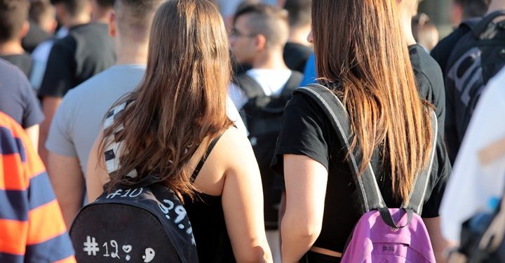 Νέοι κανόνες στις σχολικές εκδρομές – Οι αλλαγές που εισάγει το υπουργείο Παιδείας