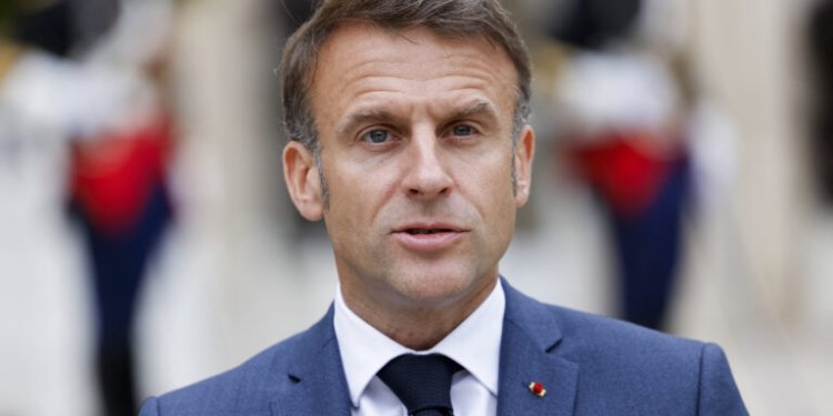 Εμ. Μακρόν προς τους πολίτες του Λιβάνου: «Υπάρχει διπλωματικός δρόμος. Η κλιμάκωση δεν είναι προς το συμφέρον κανενός» Εμ. Μακρόν προς τους πολίτες του Λιβάνου: «Υπάρχει διπλωματικός δρόμος. Η κλιμάκωση δεν είναι προς το συμφέρον κανενός»