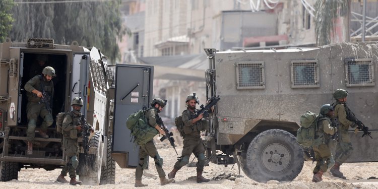 Αμπντάλα Ιορδανίας: Οι ισραηλινές επιθέσεις υπονομεύουν τη σταθερότητα στη Μ. Ανατολή Αμπντάλα Ιορδανίας: Οι ισραηλινές επιθέσεις υπονομεύουν τη σταθερότητα στη Μ. Ανατολή