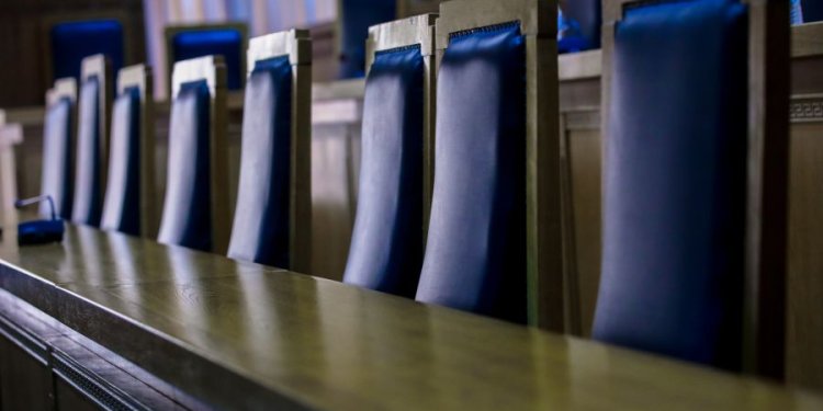 Παραπέμπονται για κακούργημα 8 από τους 11 κατηγορούμενους Παραπέμπονται για κακούργημα 8 από τους 11 κατηγορούμενους