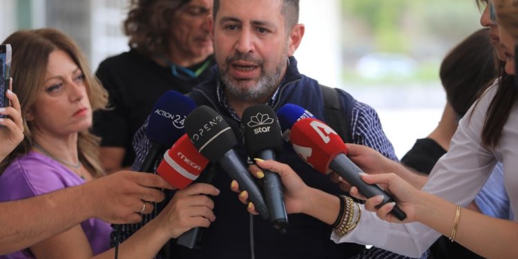 Στον Άρειο Πάγο ο πατέρας του 19χρονου Γιάννη – «Δε θα σταματήσω μέχρι να βγουν όλοι όσοι εμπλέκονται στο φως»