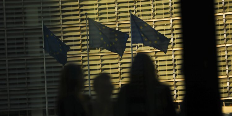 Νέα δημοσκόπηση: Υπέρ του Brexit θα ψήφιζε το 56% των Βρετανών