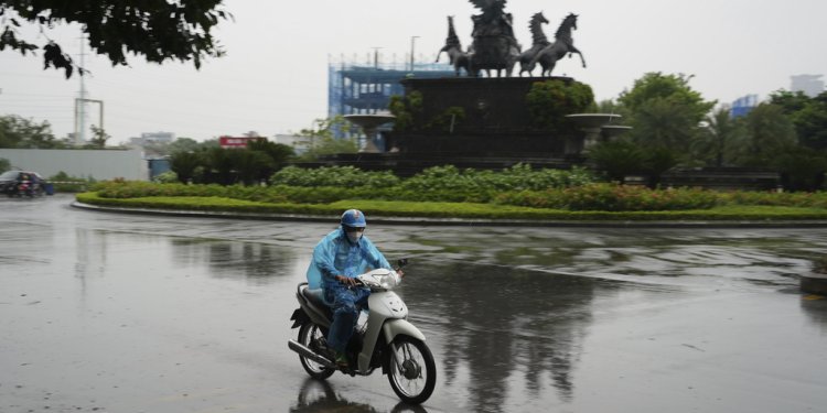 Βιετνάμ: 143 νεκροί και 58 αγνοούμενοι από το πέρασμα του τυφώνα Γιάγκι
