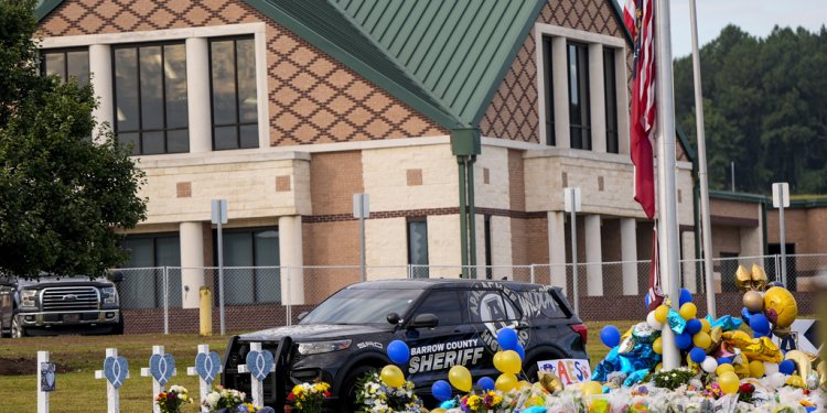 ΗΠΑ: Η μητέρα του 14χρονου δράστη των πυροβολισμών στη Τζόρτζια είχε πάρει τηλέφωνο στο σχολείο λίγο πριν την επίθεση