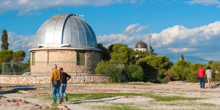 Hλιακές παρατηρήσεις και βραδινές επισκέψεις τον Σεπτέμβριο στο Εθνικό Αστεροσκοπείο στο Θησείο
