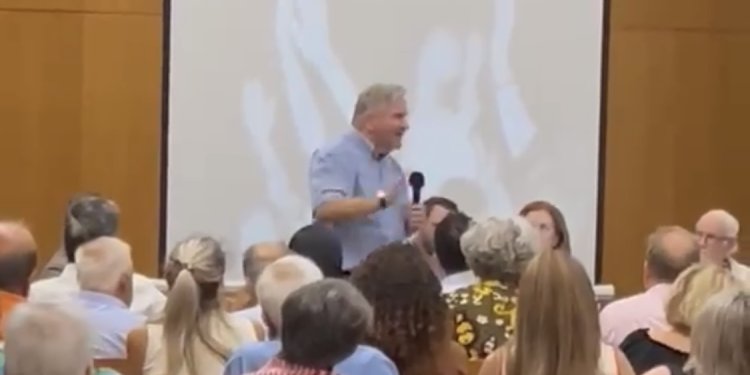 ΠΑΣΟΚ Θεσσαλονίκης – Ο σοβαρος Χάρης Καστανίδης “απέβαλε” τον Ανδρέα Σπυρόπουλο