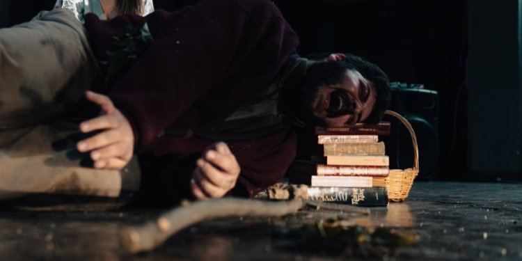 «Τα δέντρα ανθίζουν ακόμα»: Δεύτερος κύκλος παραστάσεων στο Ρεκτιφιέ