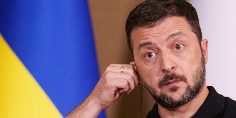 Υπό διάλυση η Κυβέρνηση Ζελένσκυ στην Ουκρανία – Απανωτές παραιτήσεις Υπουργών Υπό διάλυση η Κυβέρνηση Ζελένσκυ στην Ουκρανία – Απανωτές παραιτήσεις Υπουργών