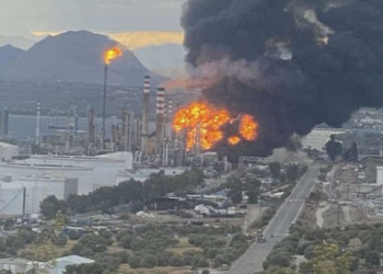 Motor Oil: Στα παλιά διυλιστήρια ξέσπασε η φωτιά, δεν απειλούνται δεξαμενές