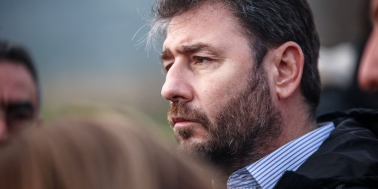 Στο μνημόσυνο της Φώφης Γεννηματά ο Ν. Ανδρουλάκης