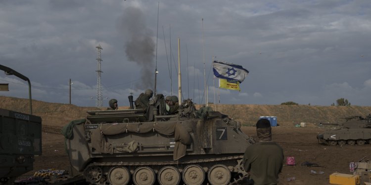 Το Ισραήλ υπόσχεται ότι θα συνεχίσει τα σκληρά πλήγματα κατά της Χεζμπολάχ του Λιβάνου