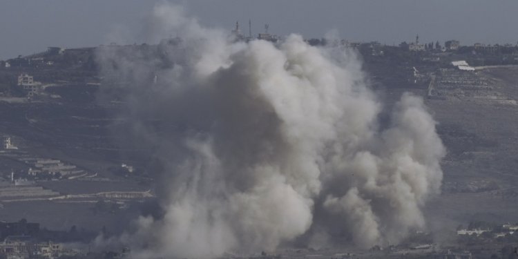 Κλιμακώνει το Ισραήλ σε τέσσερα μέτωπα – Ο IDF λέει ότι κατέστρεψε σήραγγα διακίνησης όπλων από τη Συρία στον Λίβανο