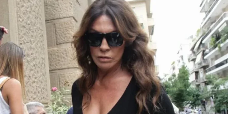 Bάνα Μπάρμπα: Δίνω τη μάχη μου, το μόνο που φοβάμαι είναι να μην αφήσω την κόρη μου Bάνα Μπάρμπα: Δίνω τη μάχη μου, το μόνο που φοβάμαι είναι να μην αφήσω την κόρη μου