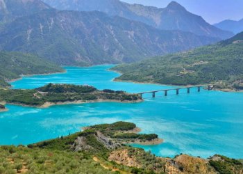 Λειψυδρία στην Αθήνα: Νερό από τη λίμνη Κρεμαστών και μονάδες αφαλάτωσης – Τα σενάρια που εξετάζονται