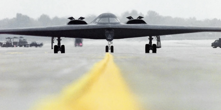 B-2 Spirit: Τα stealth φόβητρο που έστειλαν οι ΗΠΑ στην Υεμένη