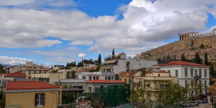 Στις χώρες με τους χαμηλότερους μισθούς η χώρα μας – Τι απαντά το ΥΠOIK – FANTOMAS.GR