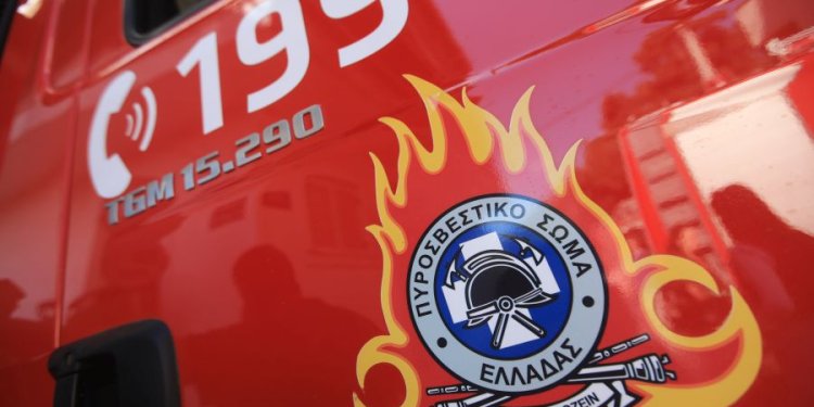 Πυρκαγιά σε υπόγειο χώρο πολυκατοικίας στο Γαλάτσι