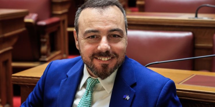 Με επιδόματα δεν θα σβήσουν τη φωτιά των τιμών ρεύματος – FANTOMAS.GR
