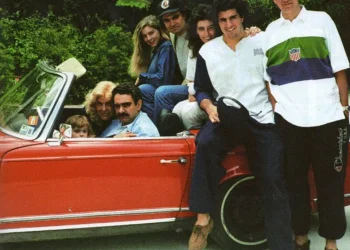 ΤΕΛΟΣ ΕΠΟΧΗΣ – «ΕΦΥΓΕ» Ο ΕΜΒΛΗΜΑΤΙΚΟΣ ΒΑΡΔΗΣ ΒΑΡΔΙΝΟΓΙΑΝΝΗΣ