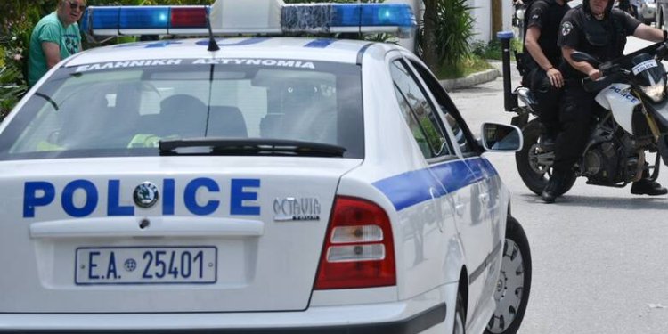 Οδηγούσε χωρίς δίπλωμα, υπό την επήρεια αλκοόλ με επικίνδυνους ελιγμούς – Δυο φορές υπότροπος – FANTOMAS.GR