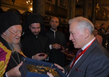 Επίσκεψη αντιπροσωπείας της ΚΕΔΕ με επικεφαλής τον πρόεδρο Λάζαρο Κυρίζογλου στο Οικουμενικό Πατριαρχείο και στο Ζωγράφειο Λύκειο