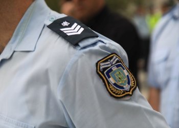 Προφυλακιστέοι τέσσερις αστυνομικοί για διακίνηση ναρκωτικών σε Αττική και Μύκονο