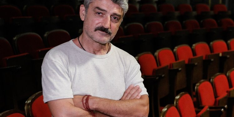 Θλίψη για τον θάνατο του ηθοποιού Δημήτρη Ήμελλου σε ηλικία 57 ετών