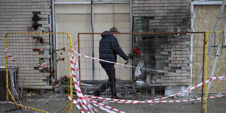 Στον τόπο του εγκλήματος για αναπαράσταση ο ύποπτος για τη δολοφονία του Ιγκόρ Κιρίλοφ