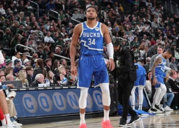 Τσάμπερλεϊν, Μάτζικ, Τζόρνταν και τώρα… Αντετοκούνμπο! Αυτό είναι το νέο θρυλικό ρεκόρ του Γιάννη