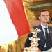 Συρία: Πρόθυμος να συνεργαστεί με τη νέα «ηγεσία» δηλώνει ο πρωθυπουργός – Διέφυγε ο Ασάντ