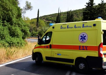 Χωρίς τις αισθήσεις του απεγκλωβίστηκε 60χρονος που καταπλακώθηκε από γεωργικό ελκυστήρα στη Μεσσηνία