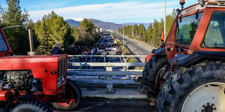 Στους δρόμους οι αγρότες – Ζητούν λύσεις