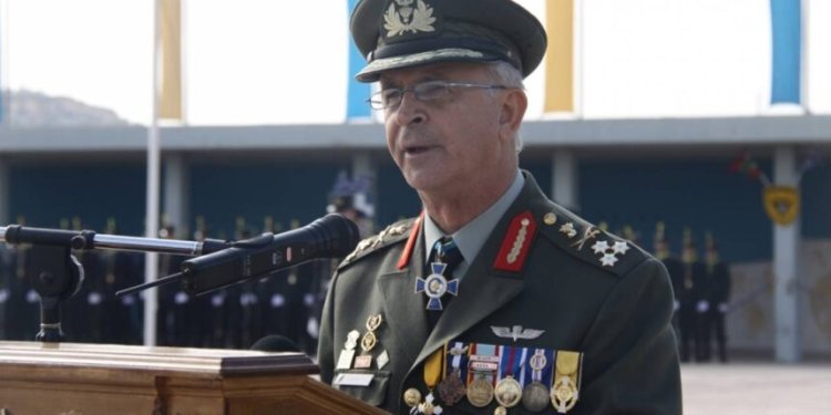 Στρατηγός Ζιαζιάς προς Δένδια: Ο υδροκεφαλισμός δεν βρίσκεται στις Ένοπλες Δυνάμεις – Ψάξτε στο Επιτελικό σας Κράτος