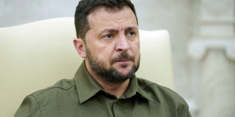 Τη Σαουδική Αραβία θα επισκεφθεί για συνομιλίες ο Βολοντίμιρ Ζελένσκι Τη Σαουδική Αραβία θα επισκεφθεί για συνομιλίες ο Βολοντίμιρ Ζελένσκι