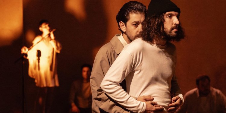 «Το σώμα που άφησα πίσω μου» επιστρέφει στη σκηνή του Reκτιφιέ