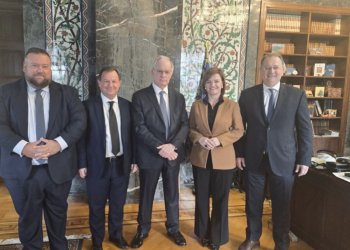ΚΟΡΥΦΑΙΑ Η ΕΠΙΤΡΟΠΗ ΤΟΥ ΓΙΩΡΓΟΥ ΣΤΥΛΙΟΥ