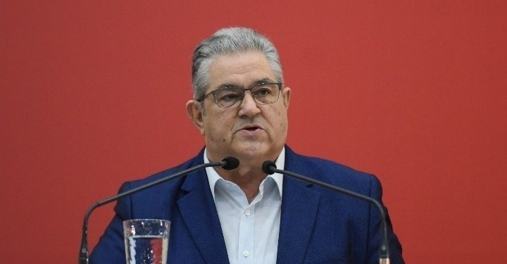 TikTok της ΚΝΕ με τον Δ. Κουτσούμπα: «Με αφορμή μια “ομολογία” ενός τραπεζίτη…»