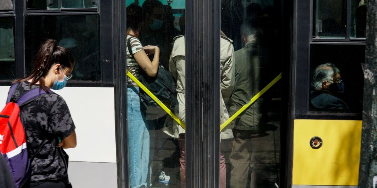 Περισσότερες από 22.500 οι αιτήσεις για έκδοση προσωποποιημένων καρτών μετακίνησης – FANTOMAS.GR