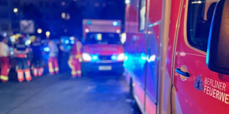 Βέροια: Άνδρας έπεσε από σκαλωσιά επάνω σε περαστικό – 2 τραυματίες