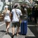 Οι Ευρωπαίοι αποφεύγουν τις διακοπές σε δημοφιλείς προορισμούς σύμφωνα με έρευνα