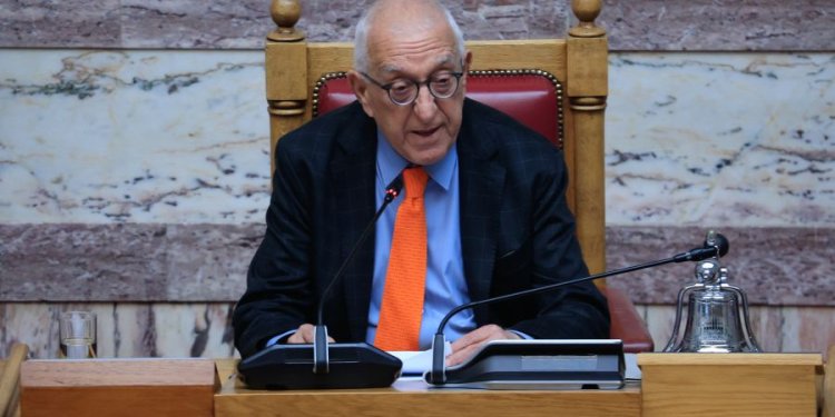 Παρέλκει η έκτακτη σύγκληση της Διάσκεψης των Προέδρων – Δεν μπορεί σε καμία περίπτωση να τροποποιήσει ή να ακυρώσει αποφάσεις της Ολομέλειας – FANTOMAS.GR