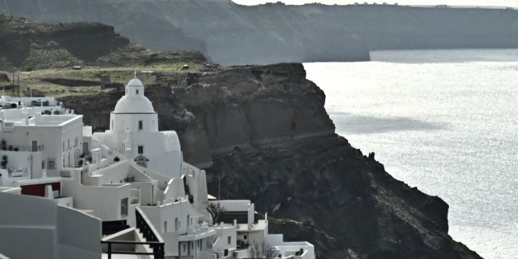 Δύο ισχυροί σεισμοί πάνω από 5 Ρίχτερ σε ένα λεπτό ανάμεσα σε Σαντορίνη και Αμοργό – Αισθητοί και στην Αθήνα