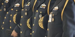 Συντάξεις: Φωτιές στην κυβέρνηση άναψε το Ελεγκτικό Συνέδριο που έκρινε πως οι απολαβές των απόστρατων αξιωματικών δεν θα πρέπει να υπολείπονται του 60% του συντάξιμου μισθού Συντάξεις: Φωτιές στην κυβέρνηση άναψε το Ελεγκτικό Συνέδριο που έκρινε πως οι απολαβές των απόστρατων αξιωματικών δεν θα πρέπει να υπολείπονται του 60% του συντάξιμου μισθού