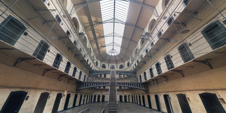 Στις φυλακές οδηγούνται οι 2 από τους 5 κατηγορούμενος για την εμπλοκή τους στην υπόθεση διακίνησης 7 κιλών κοκαΐνης