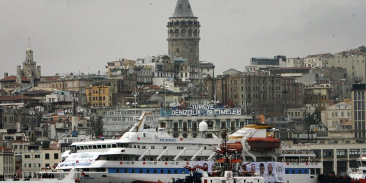 Τούρκος καθηγητής προειδοποιεί για το ρήγμα της Βόρειας Ανατολίας – Δεν αποκλείει τσουνάμι επτά μέτρων στον Μαρμαρά Τούρκος καθηγητής προειδοποιεί για το ρήγμα της Βόρειας Ανατολίας – Δεν αποκλείει τσουνάμι επτά μέτρων στον Μαρμαρά