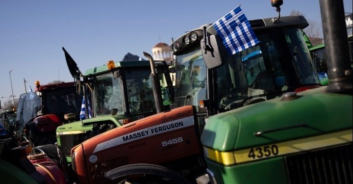 Σε δύο σημεία της Θεσσαλίας σηκώσουν τις μπάρες των διοδίων οι αγρότες – FANTOMAS.GR