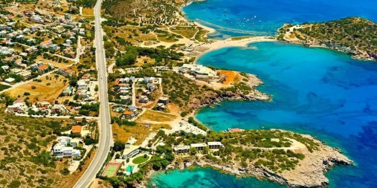 Εντυπωσιακή άνοδος της αγοράς πολυτελών ακινήτων στην Ελλάδα – FANTOMAS.GR